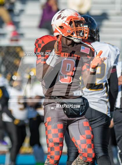 Thumbnail 2 in Weequahic vs. Shabazz (NJSIAA North 2 Group 1 Final) photogallery.