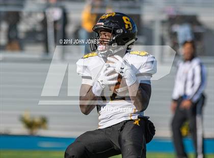 Thumbnail 3 in Weequahic vs. Shabazz (NJSIAA North 2 Group 1 Final) photogallery.