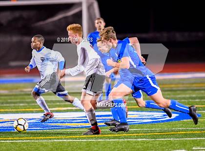 Thumbnail 2 in Kentlake @ Tahoma photogallery.