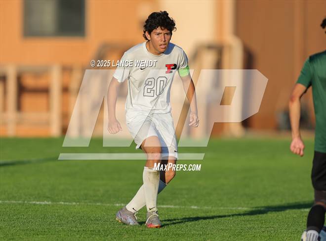 null - Photo 21