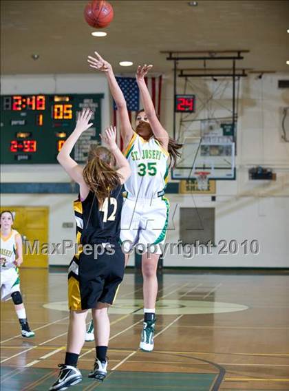 Thumbnail 1 in St. Joseph vs. Newbury Park (Santa Barbara Tournament of Champions) photogallery.