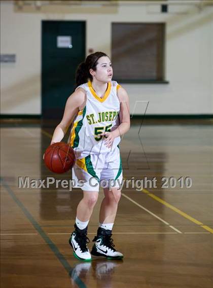 Thumbnail 2 in St. Joseph vs. Newbury Park (Santa Barbara Tournament of Champions) photogallery.