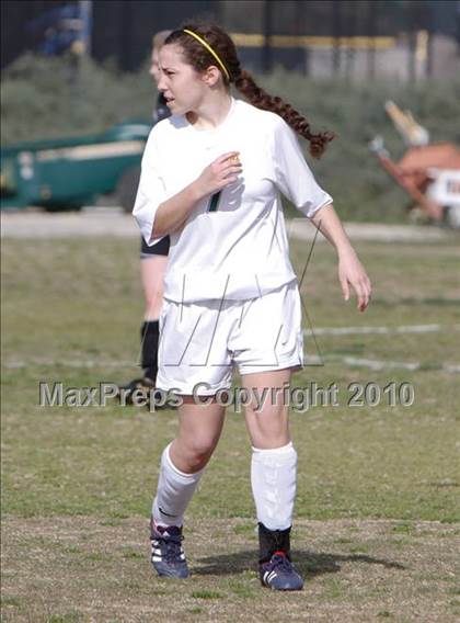 Thumbnail 1 in La Reina vs Oak Park  photogallery.