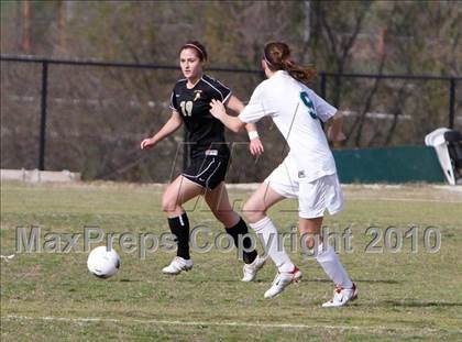 Thumbnail 3 in La Reina vs Oak Park  photogallery.