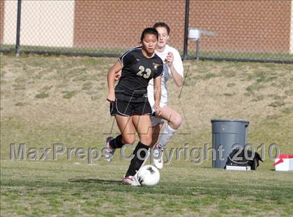 Thumbnail 1 in La Reina vs Oak Park  photogallery.