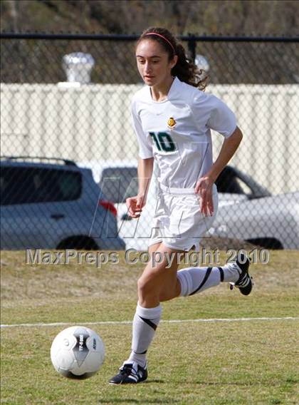 Thumbnail 1 in La Reina vs Oak Park  photogallery.
