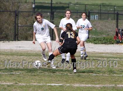 Thumbnail 1 in La Reina vs Oak Park  photogallery.