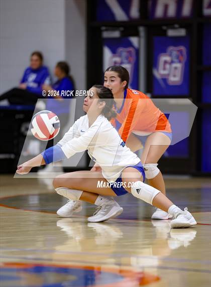 Thumbnail 3 in Grand Oaks vs The Woodlands photogallery.