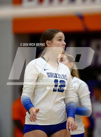 Thumbnail 1 in Grand Oaks vs The Woodlands photogallery.