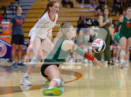 Thumbnail 3 in Grand Oaks vs The Woodlands photogallery.