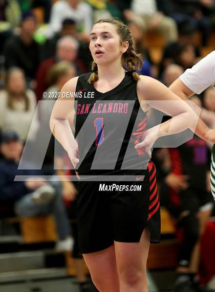 Thumbnail 1 in San Ramon Valley vs. San Leandro (CIF NCS D1 Final) photogallery.