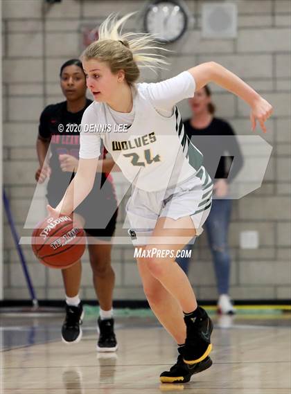 Thumbnail 3 in San Ramon Valley vs. San Leandro (CIF NCS D1 Final) photogallery.