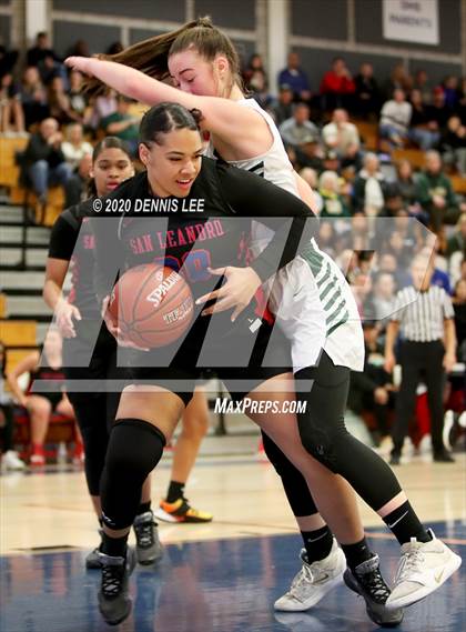 Thumbnail 2 in San Ramon Valley vs. San Leandro (CIF NCS D1 Final) photogallery.