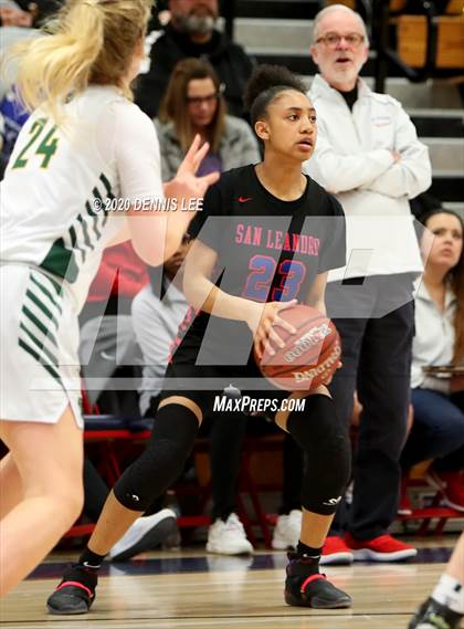 Thumbnail 1 in San Ramon Valley vs. San Leandro (CIF NCS D1 Final) photogallery.