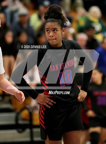 Thumbnail 3 in San Ramon Valley vs. San Leandro (CIF NCS D1 Final) photogallery.