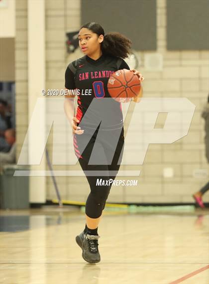 Thumbnail 3 in San Ramon Valley vs. San Leandro (CIF NCS D1 Final) photogallery.