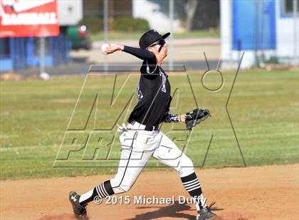 Thumbnail 1 in East Bakersfield @ Tehachapi photogallery.