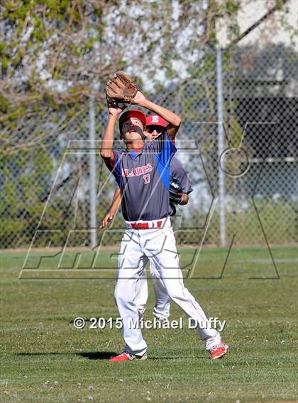 Thumbnail 2 in East Bakersfield @ Tehachapi photogallery.