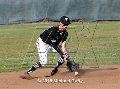 Thumbnail 2 in East Bakersfield @ Tehachapi photogallery.