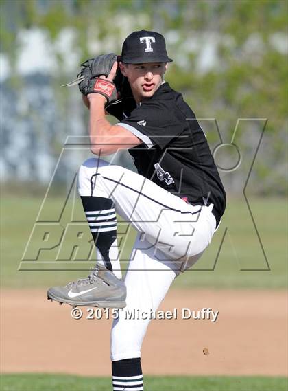 Thumbnail 2 in East Bakersfield @ Tehachapi photogallery.