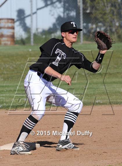 Thumbnail 1 in East Bakersfield @ Tehachapi photogallery.