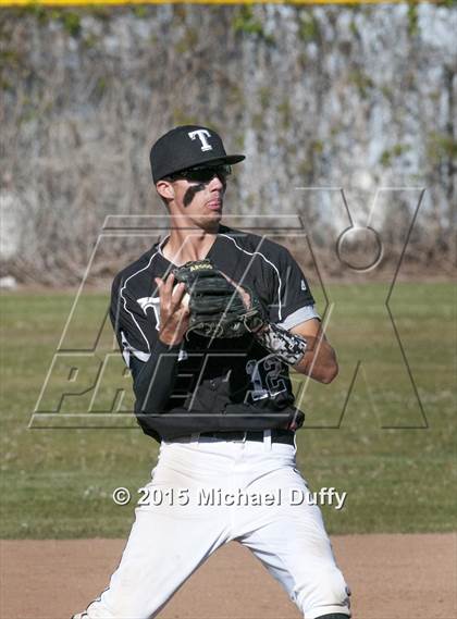 Thumbnail 2 in East Bakersfield @ Tehachapi photogallery.