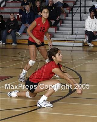 Thumbnail 2 in Warren @ Lakewood (Section Playoffs) photogallery.