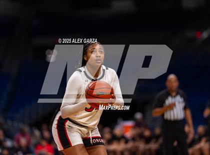 Thumbnail 2 in Summer Creek vs. Cedar Hill (UIL 6A Basketball Division I Final) photogallery.