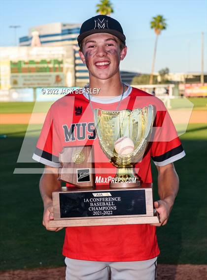 Thumbnail 2 in Mogollon vs Bagdad (AIA 1A State Final - Awards) photogallery.