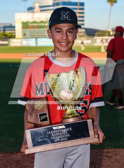 Thumbnail 2 in Mogollon vs Bagdad (AIA 1A State Final - Awards) photogallery.