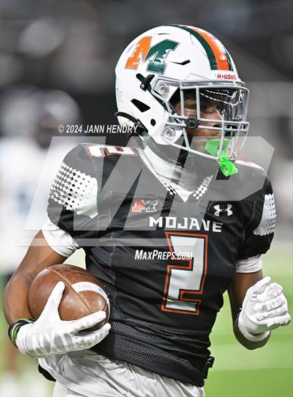 Thumbnail 2 in Canyon Springs vs Mojave (NIAA 4A Final) photogallery.
