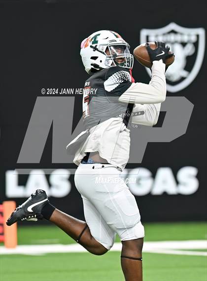 Thumbnail 2 in Canyon Springs vs Mojave (NIAA 4A Final) photogallery.