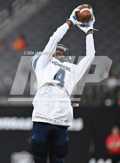 Thumbnail 1 in Canyon Springs vs Mojave (NIAA 4A Final) photogallery.