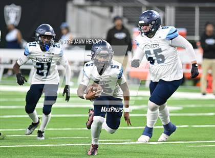 Thumbnail 2 in Canyon Springs vs Mojave (NIAA 4A Final) photogallery.