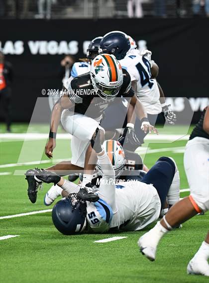 Thumbnail 1 in Canyon Springs vs Mojave (NIAA 4A Final) photogallery.