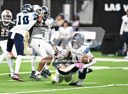 Thumbnail 2 in Canyon Springs vs Mojave (NIAA 4A Final) photogallery.