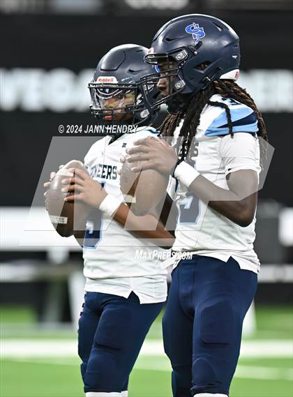 Thumbnail 2 in Canyon Springs vs Mojave (NIAA 4A Final) photogallery.