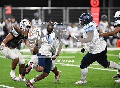 Thumbnail 3 in Canyon Springs vs Mojave (NIAA 4A Final) photogallery.