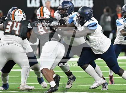 Thumbnail 3 in Canyon Springs vs Mojave (NIAA 4A Final) photogallery.