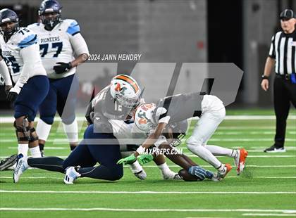Thumbnail 1 in Canyon Springs vs Mojave (NIAA 4A Final) photogallery.