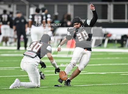 Thumbnail 2 in Canyon Springs vs Mojave (NIAA 4A Final) photogallery.