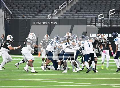 Thumbnail 2 in Canyon Springs vs Mojave (NIAA 4A Final) photogallery.
