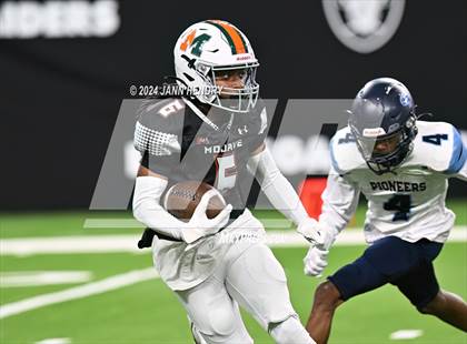 Thumbnail 3 in Canyon Springs vs Mojave (NIAA 4A Final) photogallery.