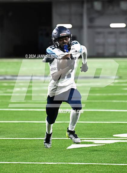 Thumbnail 2 in Canyon Springs vs Mojave (NIAA 4A Final) photogallery.