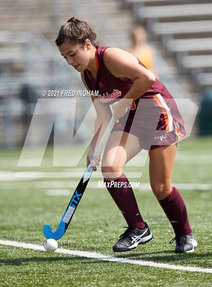 Thumbnail 2 in Westfield vs Mountain View (Bulldog Invitational) photogallery.