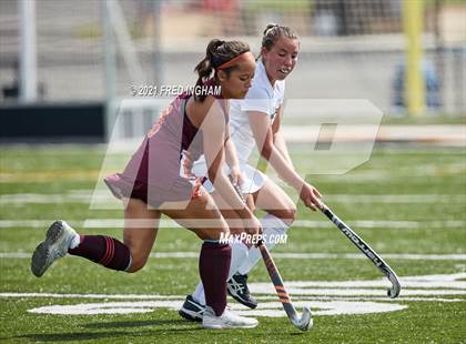 Thumbnail 2 in Westfield vs Mountain View (Bulldog Invitational) photogallery.