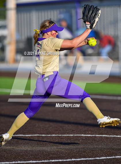 Thumbnail 2 in Marshall @ Hallsville photogallery.