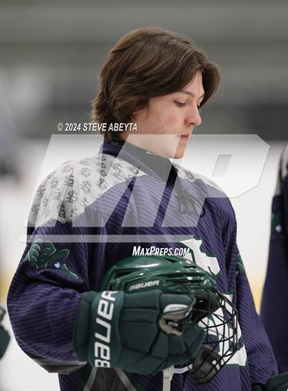 Thumbnail 3 in Regis Jesuit vs. Standley Lake (CHSAA 5A Quarterfinal) photogallery.