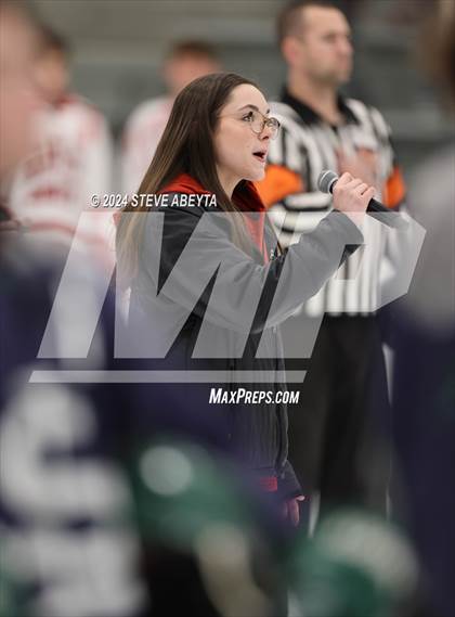 Thumbnail 3 in Regis Jesuit vs. Standley Lake (CHSAA 5A Quarterfinal) photogallery.