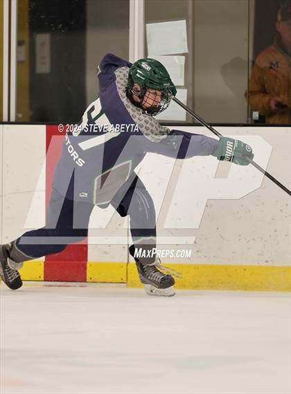 Thumbnail 2 in Regis Jesuit vs. Standley Lake (CHSAA 5A Quarterfinal) photogallery.